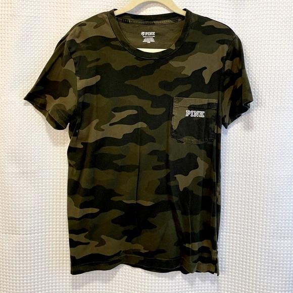 VS PINK Camo Campus Pocket Tee - Picture 1 of 5